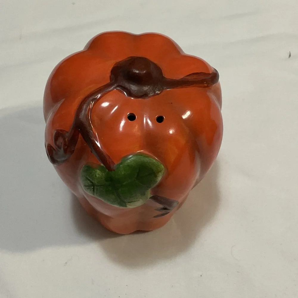Ceramic Pumpkin Salt & Pepper Shaker Set - Orange